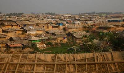 Monsoons threaten thousands of Rohingya refugees