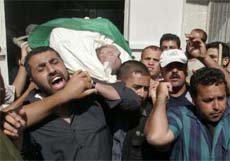 Israeli soldiers kill Palestinian girl in Gaza raid