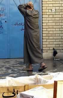 Fresh Iraqi Bomb Kills At Least Six in Baghdad