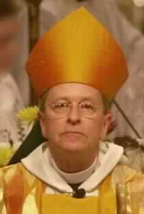 Gay Bishop, Gene Robinson, Consecrated by the US Episcopal Church!