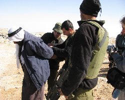 Israeli soldiers force Palestinians to insult the Messenger 